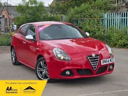 Red Used 2014 Alfa Romeo Giulietta Exclusive Hatchback | £7,350 (A bit pricey)
