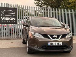 Beige Used 2014 Nissan Qashqai Acenta Premium SUV | £4,195 (A bit pricey)