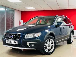 Blue Used 2015 Volvo XC70 SE Lux SUV | £24,990 (Expensive)