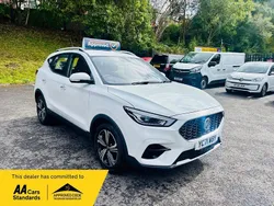 White Used 2021 MG ZS Excite Sedan | £12,000 (Fair price)