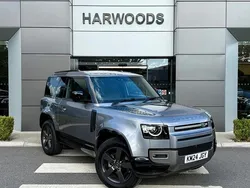 Grey Used 2024 Land Rover Defender HSE Dynamic SUV | £57,990 (Super price)