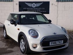 White Used 2016 Mini One D Hatch Hatchback | £4,999 (Fair price)