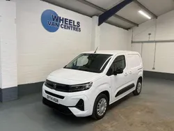 White Used 2024 Vauxhall Combo S MPV | £15,490 (Fair price)