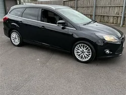 Black Used 2014 Ford Focus Zetec Estate | £3,495 (Fair price)