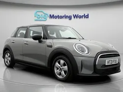 Used 2021 Mini Cooper Classic Hatchback | £14,300 (Fair price)