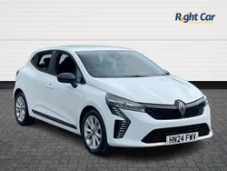 White Used 2024 Renault Clio V Evolution Hatchback | £15,299 (Fair price)