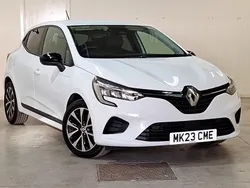 White Used 2023 Renault Clio V Evolution Hatchback | £16,298 (Fair price)