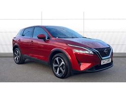 Red Used 2022 Nissan Qashqai N-Connecta SUV | £18,360 (Fair price)