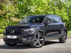 Black Used 2020 Volvo XC40 R-Design Pro SUV | £20,190 (Fair price)