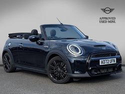 Black Used 2022 Mini Cooper S Exclusive Hatchback | £23,049 (Fair price)