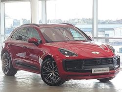 Red Used 2023 Porsche Macan SUV | £49,998 (Fair price)
