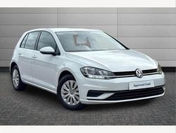 White Used 2019 VW Golf VII S Hatchback | £11,495 (Fair price)