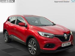 Flame red Used 2020 Renault Kadjar Iconic SUV | £10,795 (Fair price)