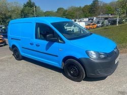 Blue Used 2015 VW Caddy Startline MPV | £4,495 (Good price)