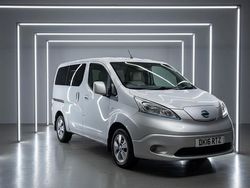 Silver Used 2016 Nissan Evalia Tekna MPV | £7,995