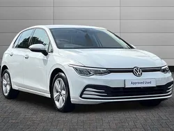 Pure white Used 2021 VW Golf VIII Life Hatchback | £15,995 (Fair price)