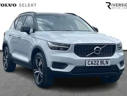 Glacier silver Used 2022 Volvo XC40 R-Design SUV | £27,490 (Fair price)