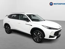 White Used 2025 MG HS Trophy SUV | £22,899 (Expensive)