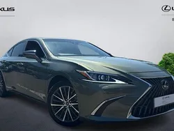 Green Used 2023 Lexus ES300H Sedan | £32,000 (Fair price)