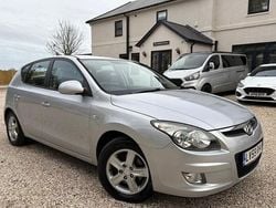 Silver Used 2009 Hyundai i30 Comfort Hatchback | £1,999 (Good price)