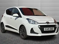Polar white Used 2019 Hyundai i10 Premium Hatchback | £6,995 (Good price)