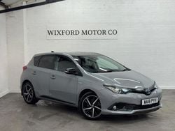 Grey Used 2018 Toyota Auris Hybrid Design Hatchback | £10,995 (Fair price)