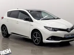 Used 2017 Toyota Auris Hybrid | £13,490 (Fair price)