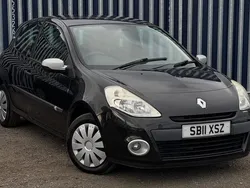 Black Used 2011 Renault Clio II Hatchback | £1,995 (Good price)