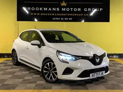 White Used 2022 Renault Clio V Iconic Hatchback | £10,245 (Good price)