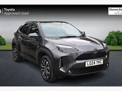 Used 2025 Toyota Yaris Hybrid Design Estate | £23,099 (Fair price)