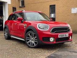 Red Used 2019 Mini Cooper Countryman Exclusive SUV | £18,999 (Fair price)