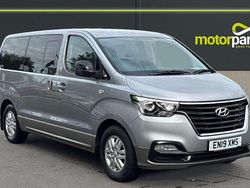 Hyper silver metallic Used 2019 Hyundai I800 SE MPV | £16,500 (Fair price)