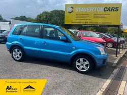 Blue Used 2012 Ford Fusion Zetec Hatchback | £2,495 (Fair price)