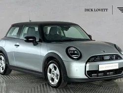 Silver Used 2024 Mini Cooper Hatch Hatchback | £22,995 (Expensive)