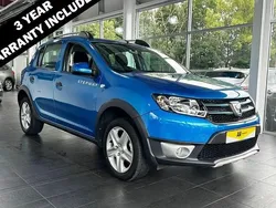 Blue Used 2016 Dacia Sandero Lauréate Hatchback | £6,895 (Fair price)