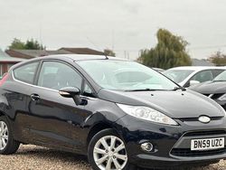 Black Used 2009 Ford Fiesta Zetec Hatchback | £1,799 (Fair price)