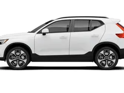 Used 2026 Volvo XC40 Plus SUV | £32,400 (Fair price)