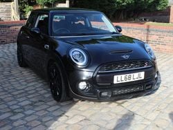 Black Used 2018 Mini Cooper S Hatch Hatchback | £10,999 (Fair price)