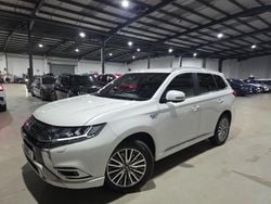 White Used 2019 Mitsubishi Outlander P-HEV Estate | £11,980 (Fair price)