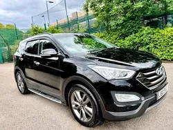Black Used 2015 Hyundai Santa Fe Premium SE SUV | £7,689 (A bit pricey)