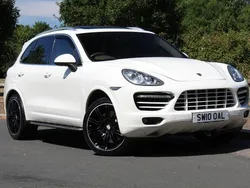 White Used 2010 Porsche Cayenne Turbo SUV | £15,995