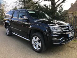 Black Used 2017 VW Amarok Highline Pickup | £14,995 (Fair price)