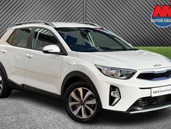 White Used 2023 Kia Stonic SUV | £14,999 (Good price)