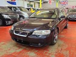 Black Used 2022 Volvo V70 Estate | £9,895