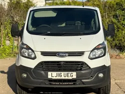 White Used 2016 Ford Transit Custom | £6,490 (Super price)