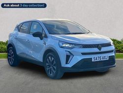 White Used 2025 Renault Captur Evolution SUV | £18,689 (A bit pricey)