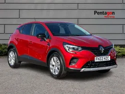 Red Used 2022 Renault Captur Iconic SUV | £12,795 (Fair price)
