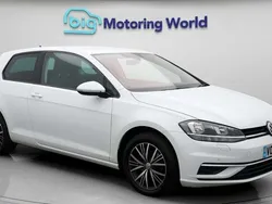 Used 2019 VW Golf VII SE Hatchback | £11,800 (Good price)