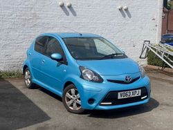 Blue Used 2013 Toyota Aygo Hatchback | £3,500 (Good price)