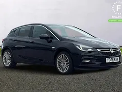 Black Used 2018 Vauxhall Astra Elite Hatchback | £9,199 (Fair price)